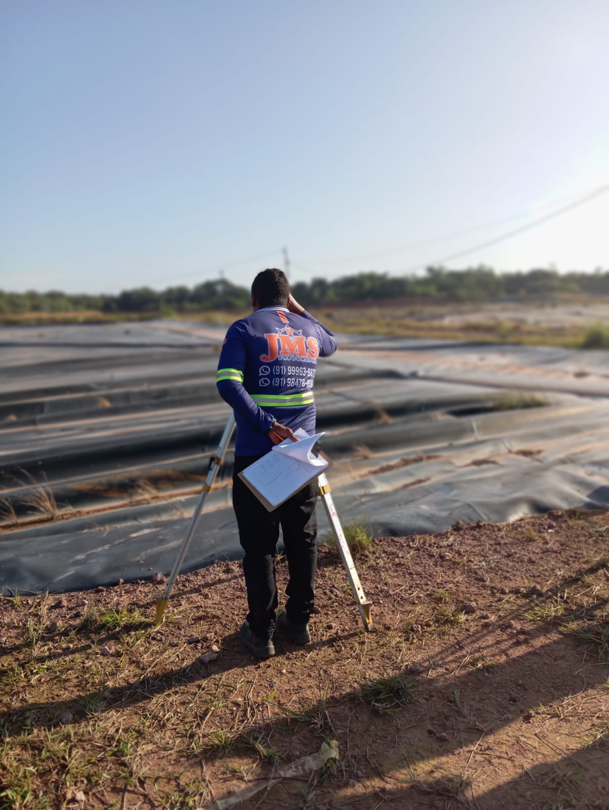 Serviço de topografia